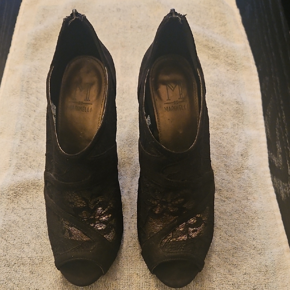 Madewell Black Lace Peep-Toe Heels